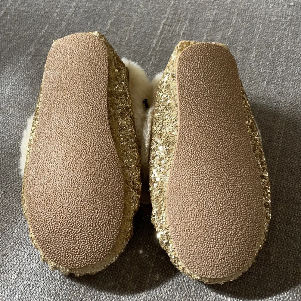 NEW Cotton On Kids Marley gold glitter Moccasin USA size 8-9